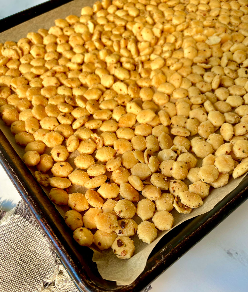 The Best Spicy Oyster Crackers Recipe (Firecrackers)