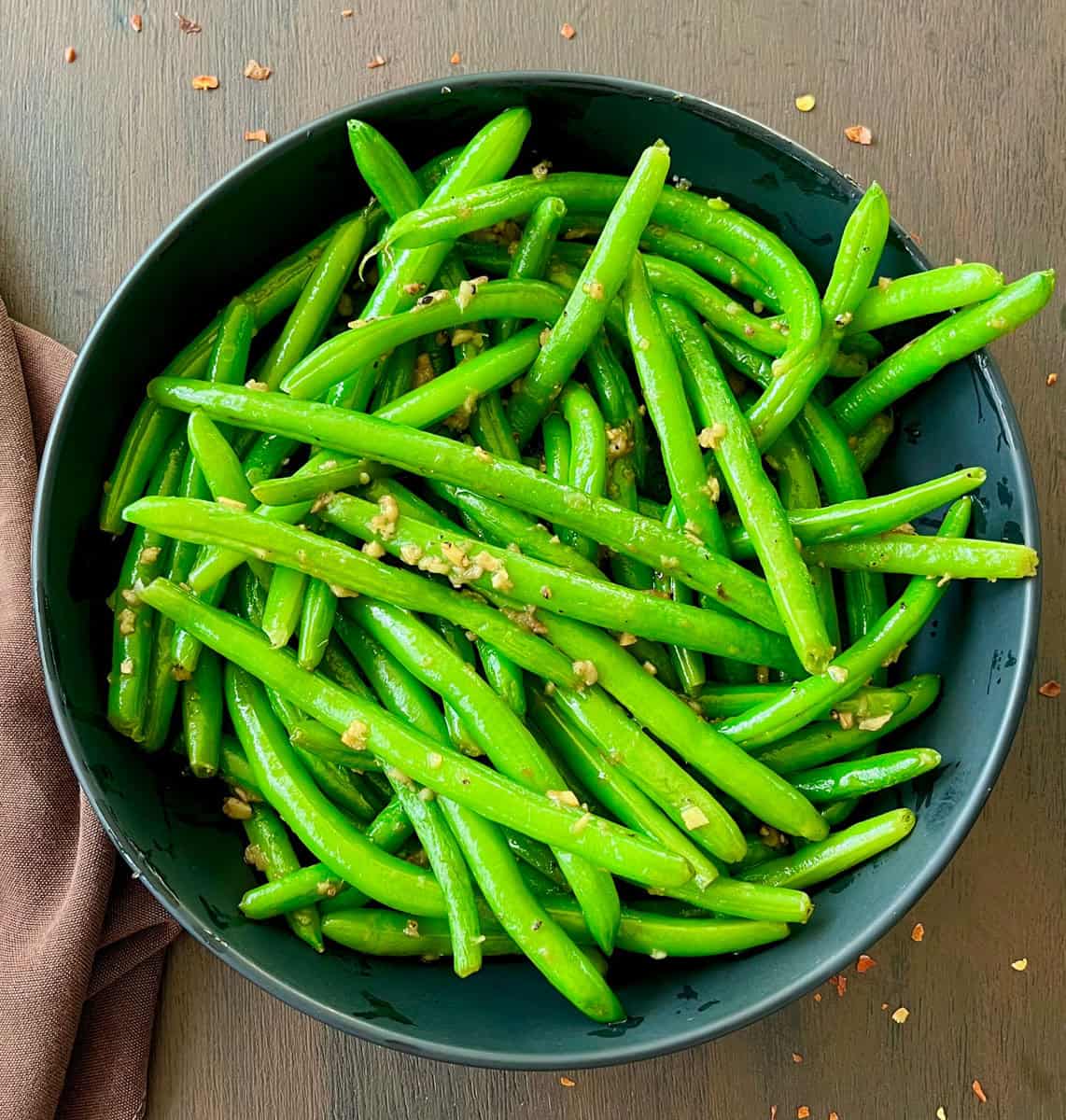Easy Sautéed Chinese Green Beans With Garlic